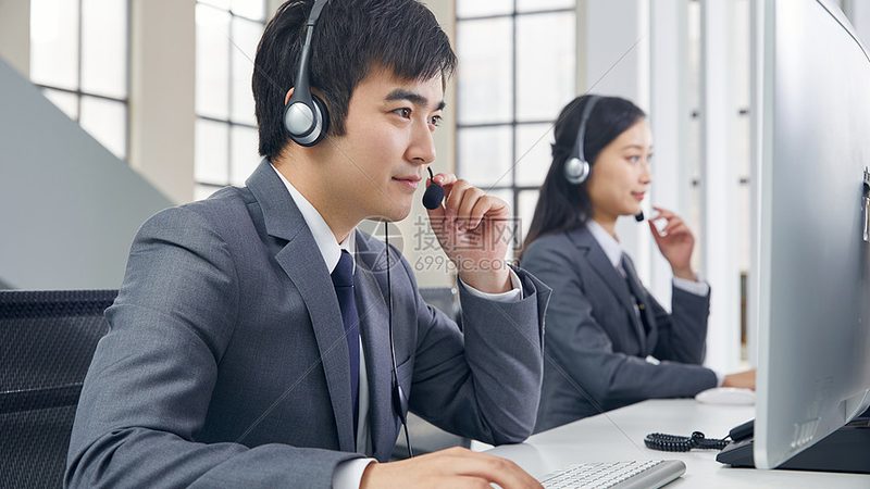 股权分配比例调整：中小企业合伙人布局的关键**